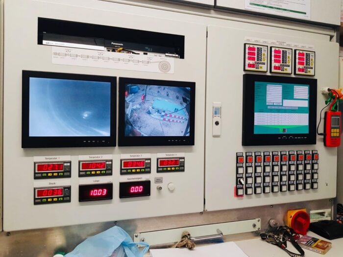 60363682_386826352043792_2224658605376798720_n