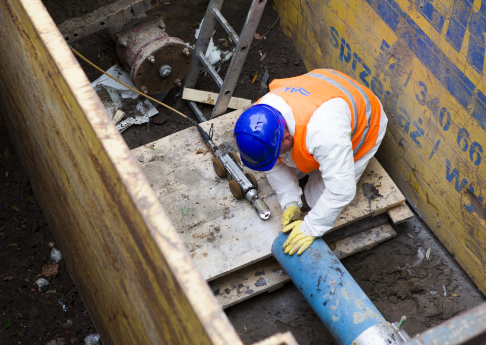 Renowacja wodociągu w technologii rękawa szklanego