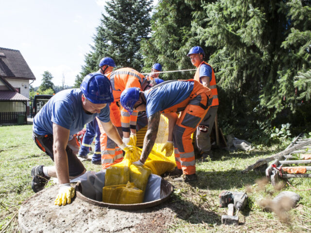 Remont sieci kanalizacji sanitarnej